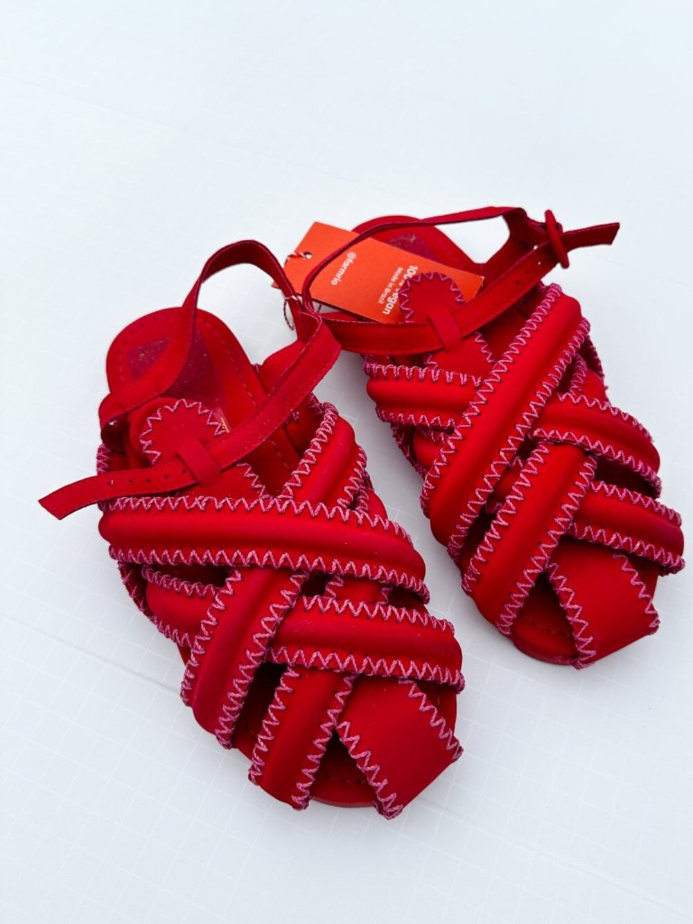 FARM Rio Red Zigzag Stitch Vegan Sandals Pink NWT 9